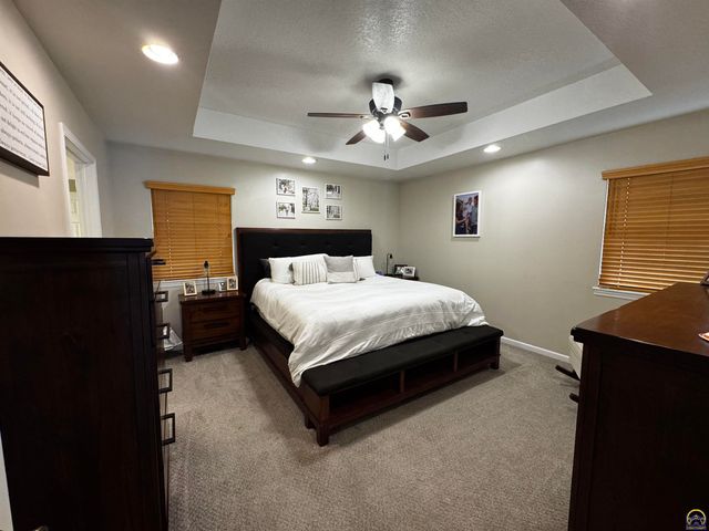 3125 S Parkway Ct, Emporia, KS 66801