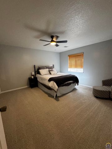 3125 S Parkway Ct, Emporia, KS 66801