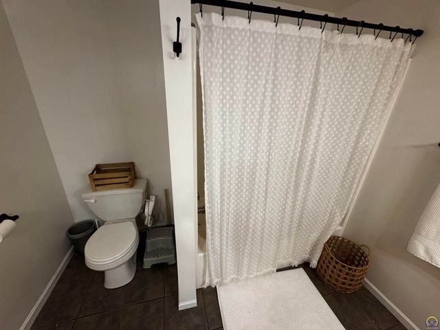 3125 S Parkway Ct, Emporia, KS 66801