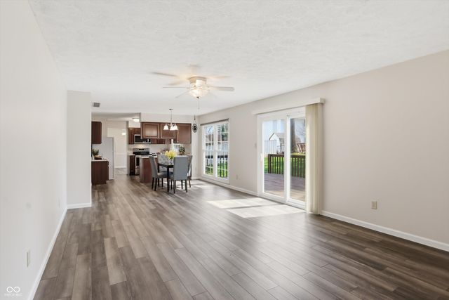 1060 E Jennifer Drive, Bloomington, IN 47401