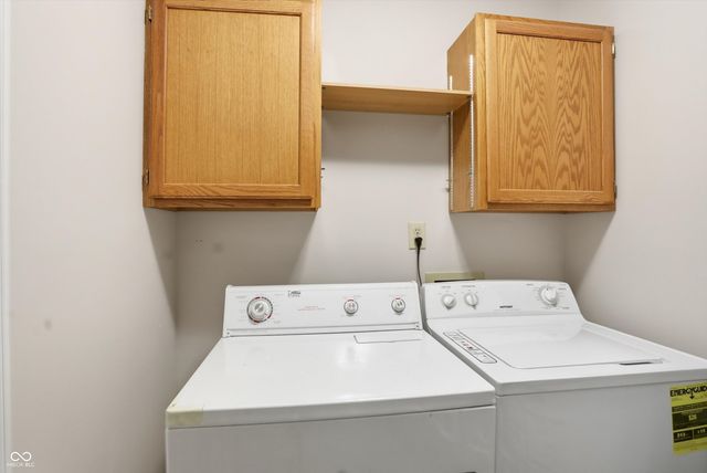 1060 E Jennifer Drive, Bloomington, IN 47401