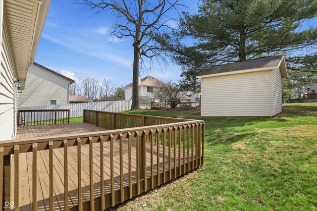 1060 E Jennifer Drive, Bloomington, IN 47401