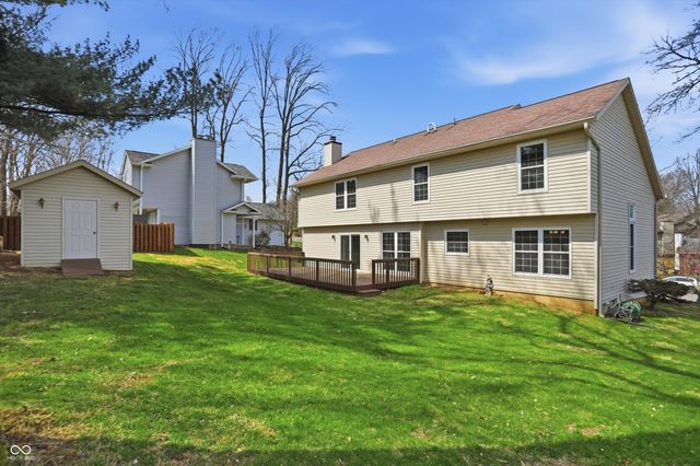 1060 E Jennifer Drive, Bloomington, IN 47401