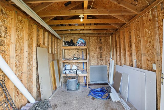 1060 E Jennifer Drive, Bloomington, IN 47401