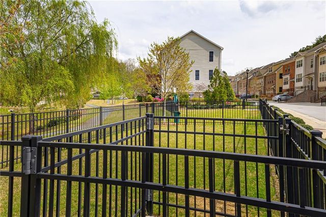 6501 Brooklake Court SE, Mableton, GA 30126