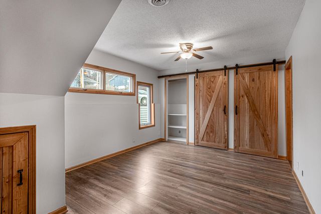 315 W OAK Street, Council Bluffs, IA 51503