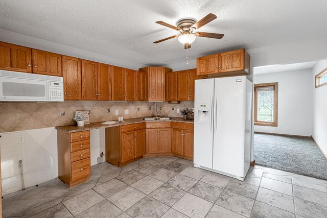 315 W OAK Street, Council Bluffs, IA 51503