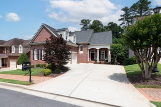1560 Heritage Trail, Roswell, GA 30075