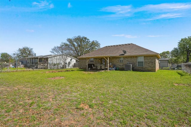 4610 Circle C Drive, Bellmead, TX 76705