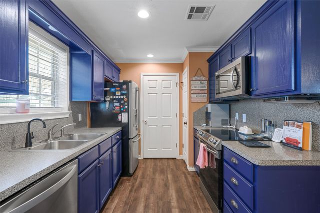 4610 Circle C Drive, Bellmead, TX 76705