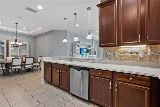 395 CAPULET DRIVE, Venice, FL 34292