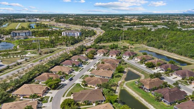 395 CAPULET DRIVE, Venice, FL 34292