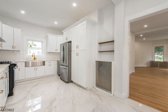 245 Elm Ave, Bogota Boro, NJ 07603