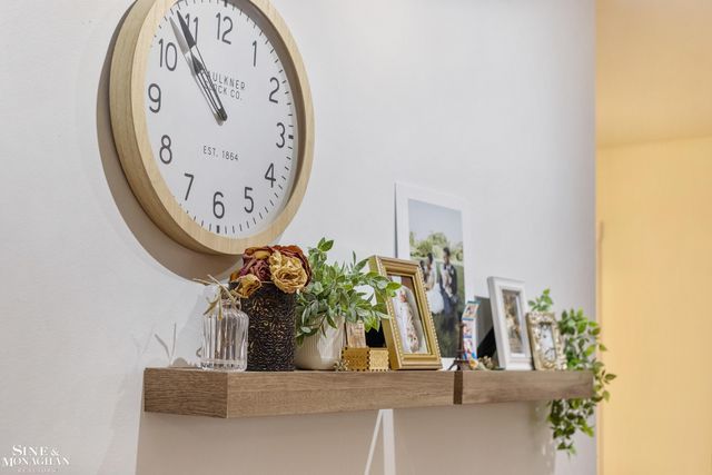 26435 Tawas Street, Madison Heights, MI 48071