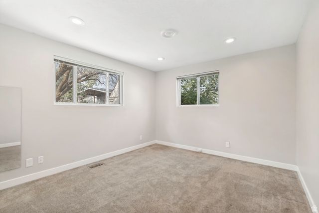 1066 E VIOLET CIR, Sandy, UT 84094