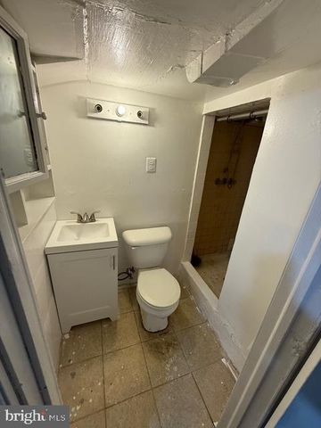 2205 CALVERT ST, Hyattsville, MD 20783