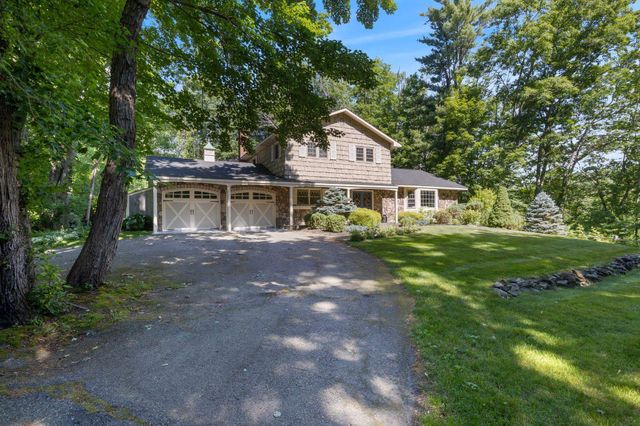 189 Gulf Road, Dover, NH 03820
