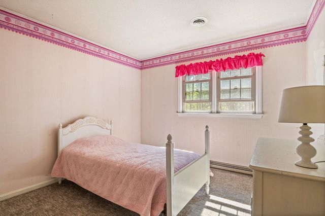 189 Gulf Road, Dover, NH 03820