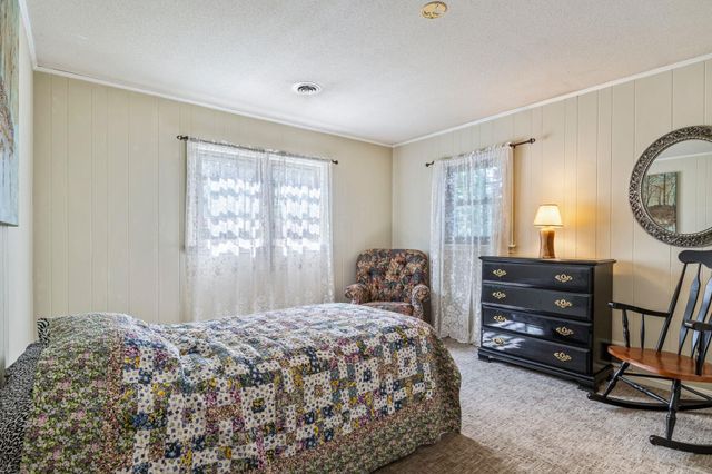 189 Gulf Road, Dover, NH 03820