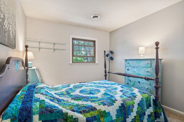 189 Gulf Road, Dover, NH 03820