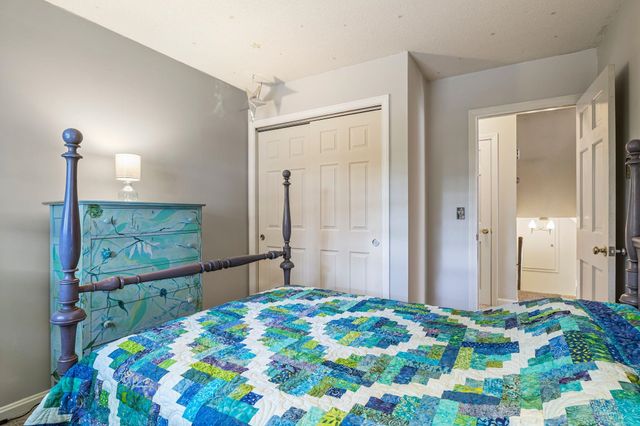 189 Gulf Road, Dover, NH 03820