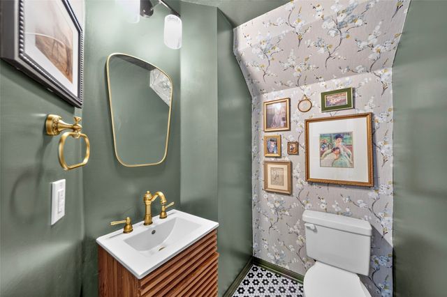 1707 Crown Point Road, Mckinney, TX 75072