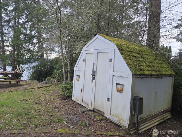 7021 Cliff Avenue SW, Longbranch, WA 98351