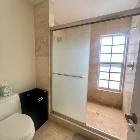 4104 N 49th Avenue, Hollywood, FL 33021