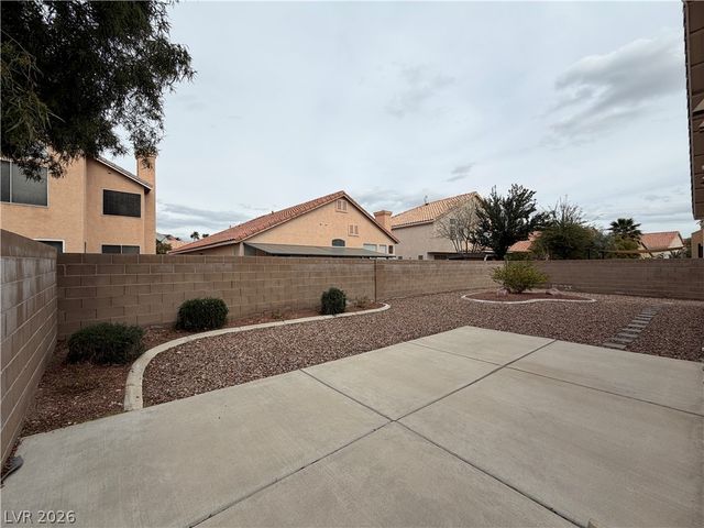 7896 Bonaventure Drive, Las Vegas, NV 89147