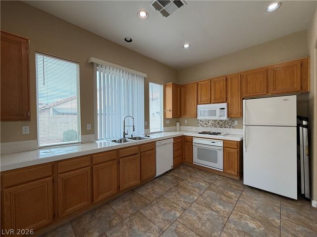 7896 Bonaventure Drive, Las Vegas, NV 89147