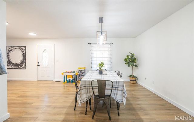 11930 County Road 3060, Rolla, MO 65401