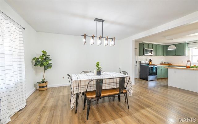 11930 County Road 3060, Rolla, MO 65401