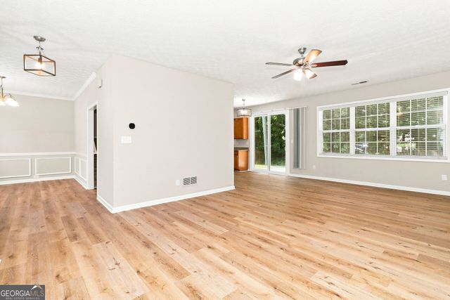 58 Bensinger Court, Hiram, GA 30141