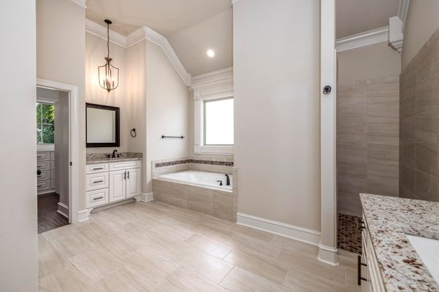 44 Linares Lane, Hot Springs Village, AR 71909