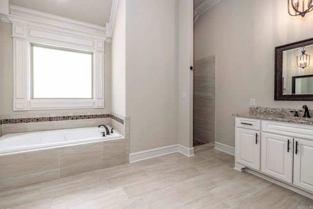 44 Linares Lane, Hot Springs Village, AR 71909