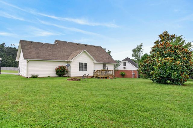 217 Wagoners Way, Westmoreland, TN 37186