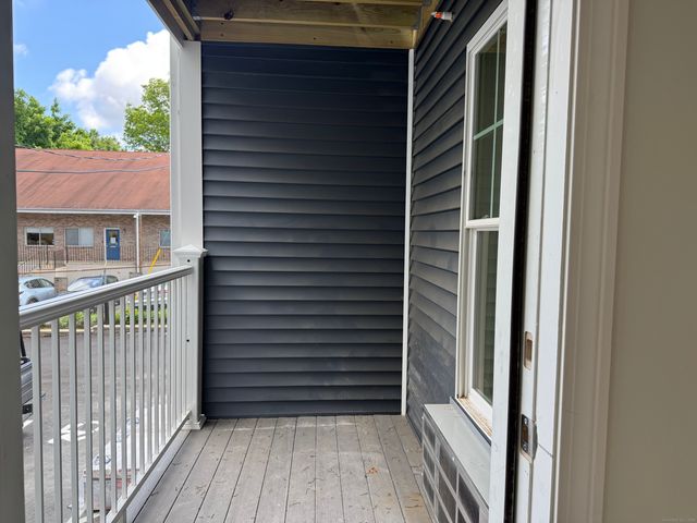 1085 Whalley Avenue 6, New Haven, CT 06515