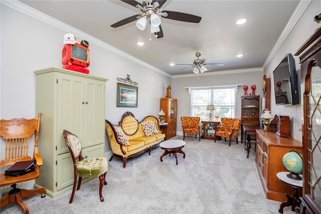 505 N Oakwood Street, Lowell, AR 72745