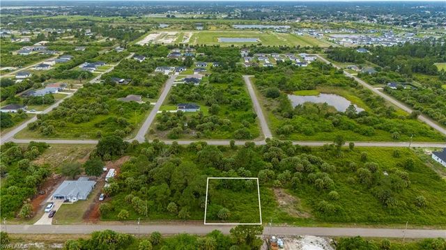 312 Laurel AVE S, Lehigh Acres, FL 33974