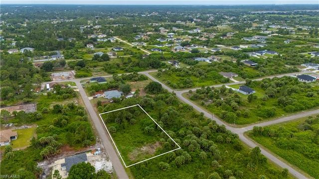 312 Laurel AVE S, Lehigh Acres, FL 33974