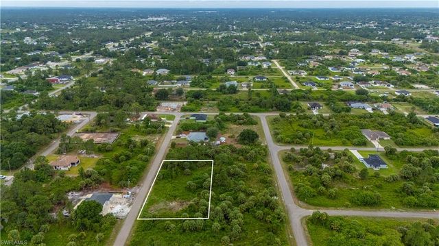 312 Laurel AVE S, Lehigh Acres, FL 33974