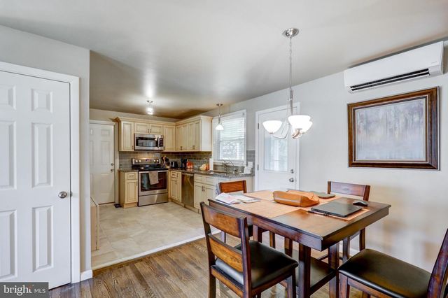 1527 EDEN ROAD, Lancaster, PA 17601
