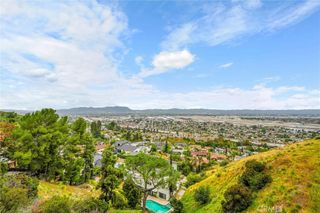 10050 Olivia Ter, Sun Valley, CA 91352