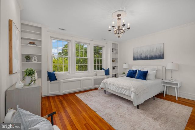 131 NORTH CAROLINA AVE SE, Washington, DC 20003