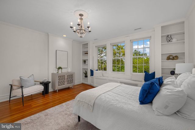 131 NORTH CAROLINA AVE SE, Washington, DC 20003