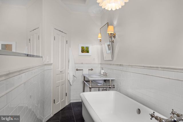131 NORTH CAROLINA AVE SE, Washington, DC 20003