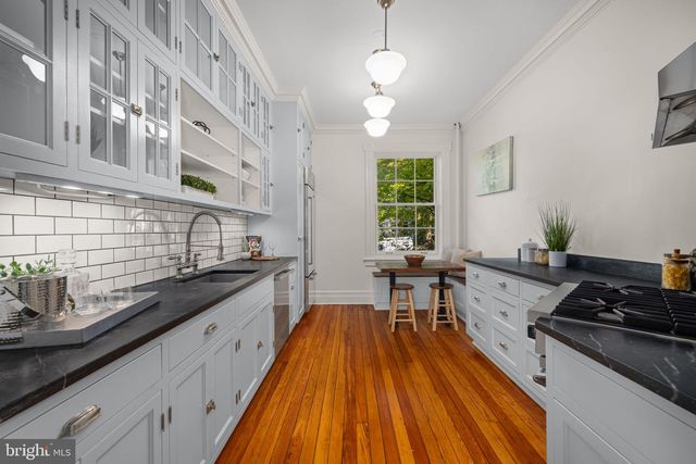 131 NORTH CAROLINA AVE SE, Washington, DC 20003