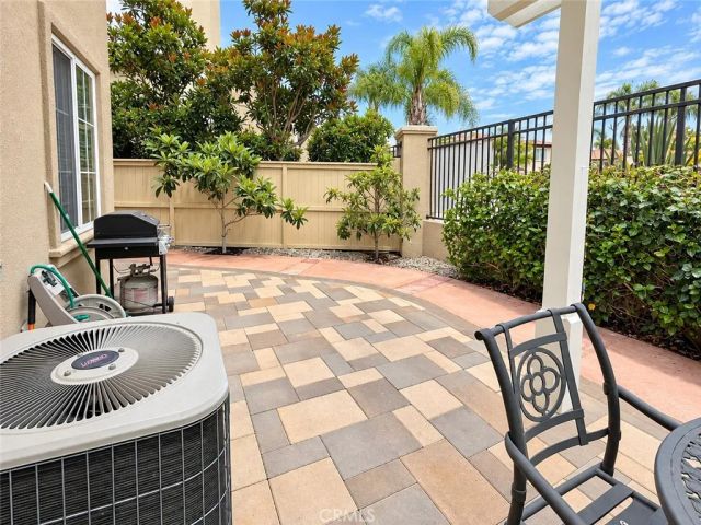 137 Islington, Irvine, CA 92620