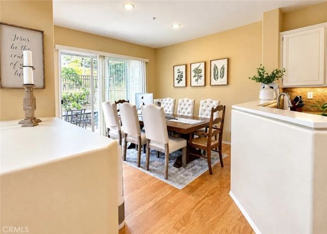 137 Islington, Irvine, CA 92620