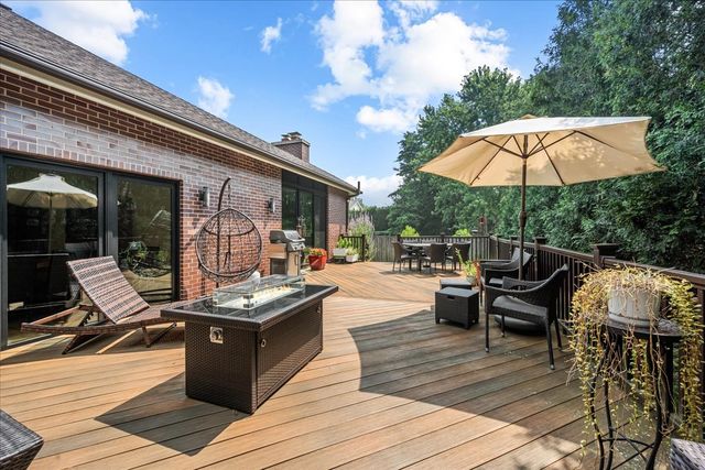 1317 Eskin Drive, Northbrook, IL 60062